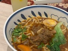 -康师傅私房牛肉面(马泉营奥莱店)