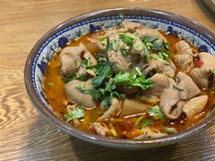 红烧肥肠-曾三娘翘脚牛肉