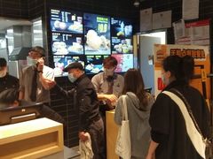 -麦当劳(中山公园龙之梦店)