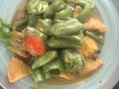 -天天向上素食餐厅(五台山店)