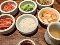 -萨拉伯尔(燕莎友谊商城店)