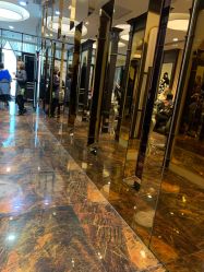 -八佰伴8008星级形象店