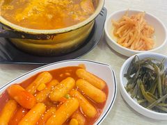 -拌来拌去石鍋拌飯(文鼎店)