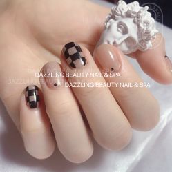 -DAZZLING BEAUTY美甲•美睫专门店
