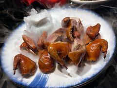 金牌烤乳鸽-夜宴江景餐厅