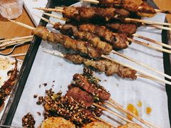 -粟氏天府·东北烧烤(长安街店)