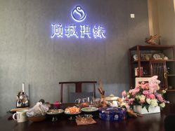 店内环境-倾城琪缘珠宝