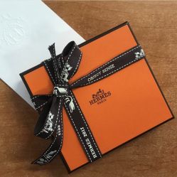 -百秀美发精致烫染