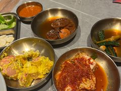 -草家酱蟹炭火烤肉店(珲春南路一店)