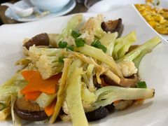 -凤嫂农家乐(梁弄店)