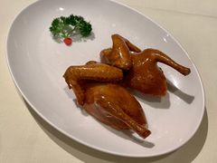 烤乳鸽-利苑酒家(金宝店)