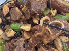 -丹水桥地锅鱼·翘嘴鲌·地方特色全鱼宴(丹江口大坝店)