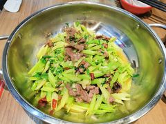 爆炒鲜黄牛肉-兰州陈记牛肉面 ·烧烤· 铜锅涮肉(万达店)