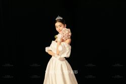 -雪中彩影婚纱摄影·微光艺术中心