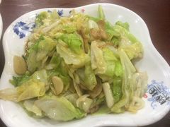 -湖南人家湘菜馆(镇江路店)