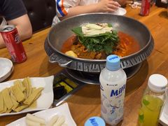 -喇喇排骨火锅·传统韩式脊骨汤(望京西园总店)