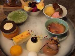 甜品总汇-湖滨28中餐厅·西湖宴·杭州君悦酒店