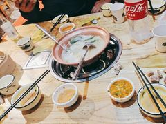 -阿婆情腊排骨火锅(金虹路店)