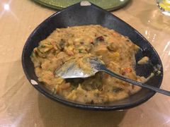 -香巴拉云南餐厅(华莱坞店)