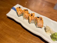 焦糖三文鱼玉子卷-武藏日本料理(宝安壹方城店)