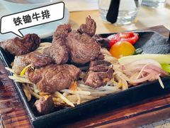 -穹六人间 people 6(岳阳路店)