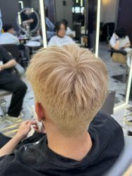 点击看大图 -藤野造型烫发染发