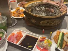 -山焱·炭火自助烤肉(周浦万达店)