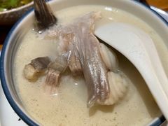 -滇香肴·云南菜蒸汽石锅鱼(云南北路店)