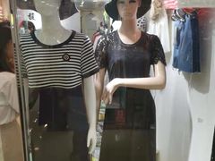 -广州白马服装市场