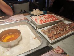 -尚尚仙·酸汤猪手·猪肚鸡火锅(华联万柳购物中心店)