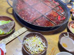 -正南齊北重庆老火锅(光华村直营店)