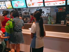 -麦当劳(海岸城店)