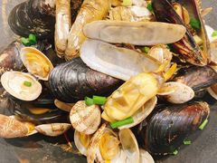 盐烤一锅鲜-好兄弟郭巨海鲜(天一阁店)