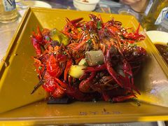 老武汉油焖大虾-霄汉牛三鲜湖北砂锅菜(万松园2店)