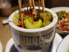 吉利上上签-渝信川菜 · 川味家常菜(长安店)