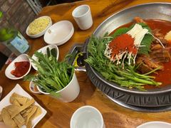 -喇喇排骨火锅·传统韩式脊骨汤(望京西园总店)