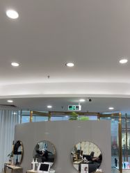 -八佰伴8008星级形象店