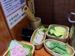 -独食火锅·半米屋台(直营总店)