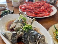 -岛中岛·海鲜大排档·万宁老字号(东澳店)