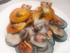 -领鲜活海鲜榴莲自助火锅(东门店)