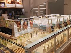 面包甜点陈列柜-爸爸糖吐司面包(郑州正弘城店)