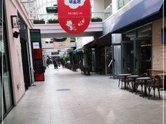 -斯普瑞斯奥特莱斯