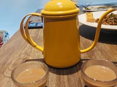 手拉奶茶-遇见杜尚西餐厅(万达金街店)