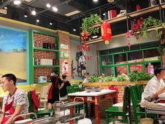 大堂-钢管厂五区小郡肝串串香(蜀都万达店)