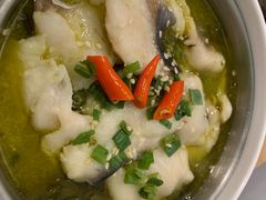 -老乡鸡(亳州路天庆大厦店)