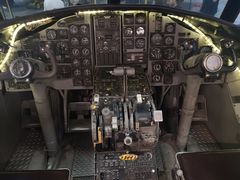 -中途岛号航空母舰博物馆