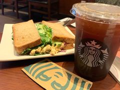 冰美式-星巴克(广州淘金路店)