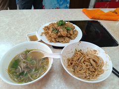 -华威达牛庄(黄埔大道西店)