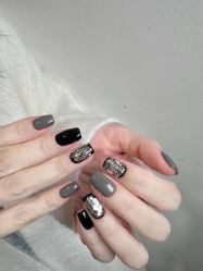 -UU·NAIL美甲美睫專門店