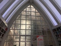 -钟书阁(松江泰晤士小镇店)